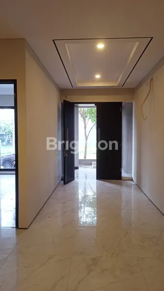 image RUMAH 2 LT WOODLAND CITRALAND (1)