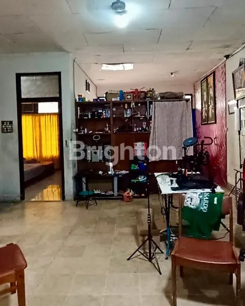 image RUMAH TUA TAMAN ALFA INDAH JOGLO JAKARTA BARAT (4)