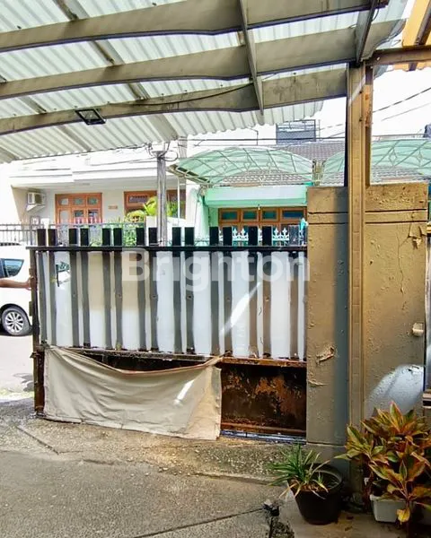 image RUMAH TUA TAMAN ALFA INDAH JOGLO JAKARTA BARAT (6)