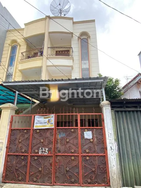 image RUMAH 3,5 LANTAI DI JL TALIB, RENOVASI BARU (1)