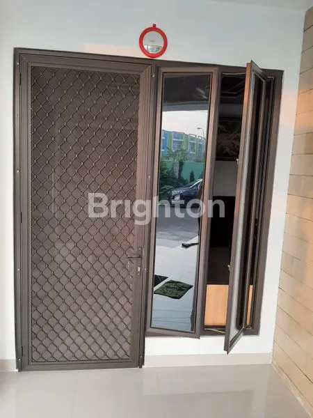 image RUMAH 2 LANTAI DI CLUSTER KOTA HARAPAN INDAH SUMMARECON CROWN GADING DEKAT TOL CAKUNG (8)