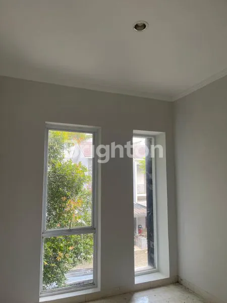 image RUMAH GRAHA RAYA AYNA TANGERANG SELATAN, LOKASI SANGAT STRATEGIS (1)