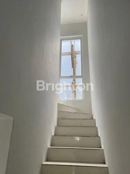 image RUMAH GRAHA RAYA AYNA TANGERANG SELATAN, LOKASI SANGAT STRATEGIS (5)