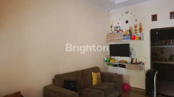 image RUMAH DI THE PALM RESIDENCE BEKASI DEKAT TOL GABUS (2)