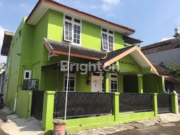 image RUMAH CANTIK DI LINGKUNGAN PERUMAHAN YANG ASRI (1)