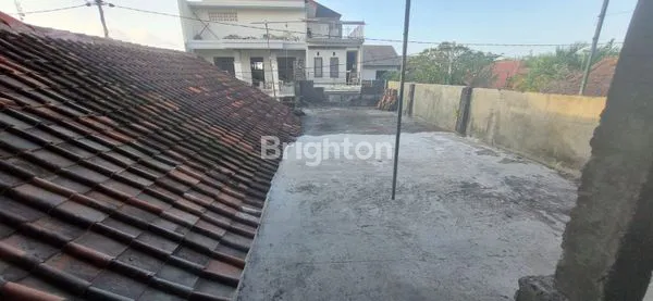 image RUMAH DENGAN PEMANDANGAN LAUT, DEKET KE PANTAI  (8)