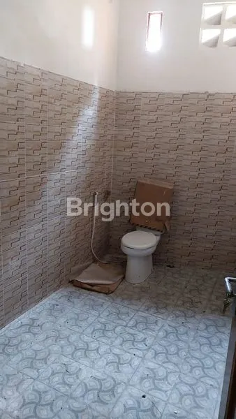 image GUDANG BARU BELUM PERNAH DIPAKAI DI JALAN ADISUCIPTO (6)