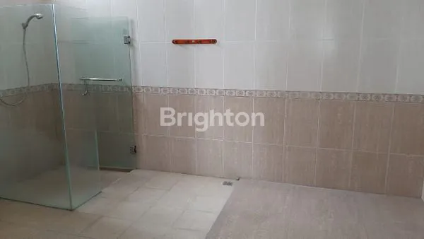 image RUMAH MANYAR TIRTOMOYO SIAP HUNI (7)