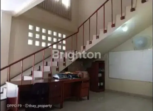 image RUMAH DUA LANTAI SIAP HUNI (7)