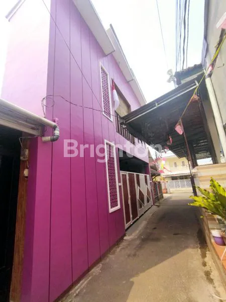 image PURPLE HOUSE UNIQUE COZY DI JAKARTA TIMUR (1)
