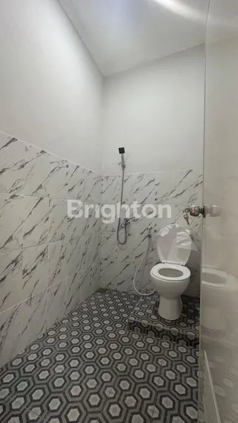 image RUMAH HABIS RENOV TAMPAK BARU DI GRIYA ALTERI SARI SEMARANG (8)