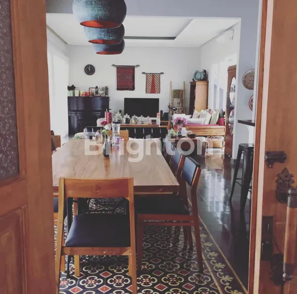 image RUMAH HOMEY FULLY FURNISHED DEKAT STASIUN MRT LEBAK BULUS BINTARO JAKARTA SELATAN (3)