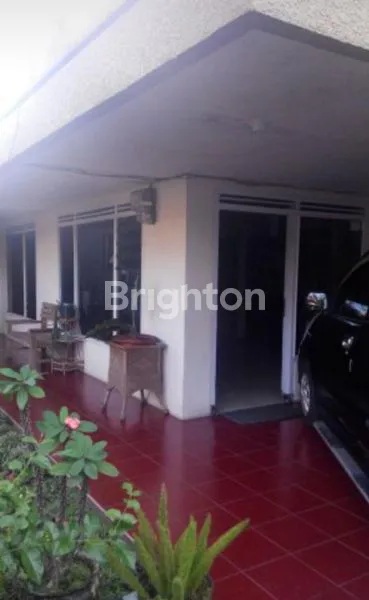 image RUMAH LAMA MURAH STRATEGIS DEKAT KAMPUS TERNAMA MALANG  (2)