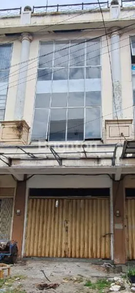 image RUKO 3 LANTAI YANG TERLETAK DI PUSAT PERDAGANGAN MULYOSARI TENGAH  SURABAYA (1)