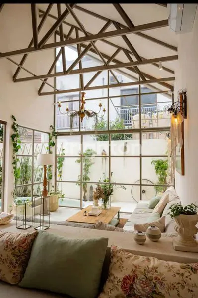 image ELEGANT AND MODERN CLASSIC 2-BEDROOM VILLA WITH POOL NEAR BERAWA BEACH (2)