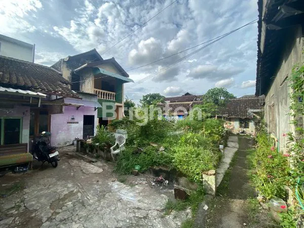 image TANAH STRATEGIS DEKAT DR OEN KANDANG SAPI JEBRES (2)