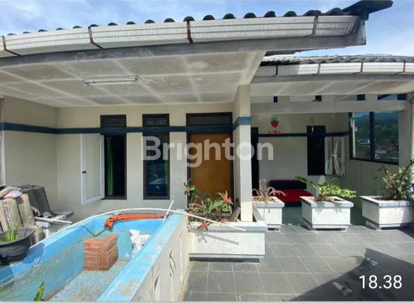 RUMAH DICICAHEUM JATIHANDAP