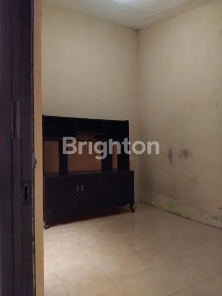 image RUMAH 2 KAMAR TIDUR YANG LUAS DI SEWAKAN/ DI JUAL DI PERUMAHAN CITRAMAS RAYA TIDAR. (7)