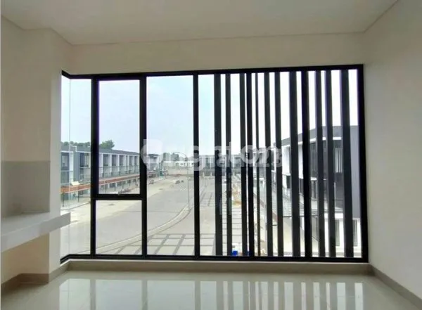 image RUKO HAMPTON GADING SERPONG  3 LANTAI HADAP 2 MUKA (4)