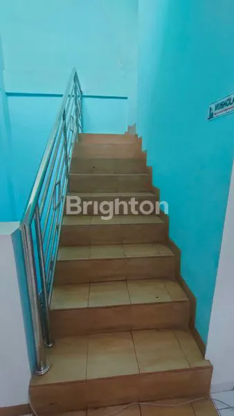 image RUKO 2.5 LANTAI SIAP PAKAI DI LOKASI STRATEGIS PINGGIR JALAN RAYA (8)