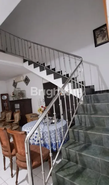 image TERMURAH! RUMAH 2 LANTAI DEKAT KAMPUS UNAIR DI MOJOARUM (4)