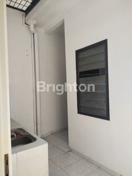 image JARANG ADA! RUKO MURAH DI RAYA GAYUNGSARI BARAT (2)