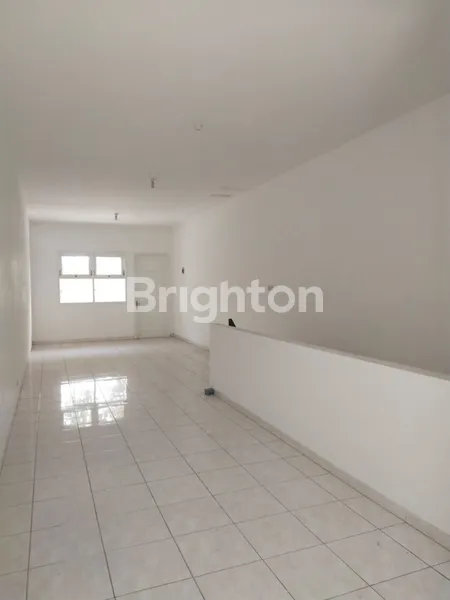 image JARANG ADA! RUKO MURAH DI RAYA GAYUNGSARI BARAT (7)