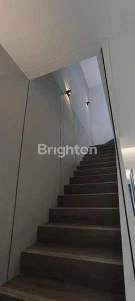 image RUMAH BARU GRESS DI MANYAR TIRTOASRI, DEKAT KE GALAXY MALL, SAMSAT, MERR, KERTAJAYA INDAH. (5)