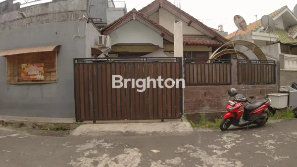 image RUMAH DENGAN PEMANDANGAN LAUT, DEKET KE PANTAI  (1)