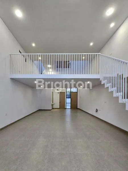 image RUMAH BARU LITTLE SANTORINI JOGLO JAKARTA BARAT (5)