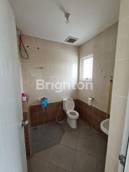 image RUMAH 2 LANTAI NYAMAN CLUSTER ELYSIA SUVARNA SUTRA (6)