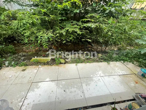 image RUKO STRATEGIS DI PASAR TARAS (7)