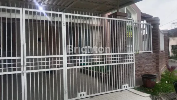 image DIJUAL RUMAH HOOK DI SINGOSARI MALANG (3)