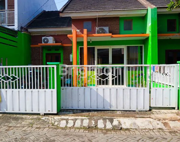 image RUMAH CANTIK SIAP HUNI MURAH KEPANJEN (1)