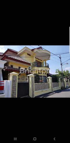 image DIJUAL RUMAH 2 LANTAI (1)