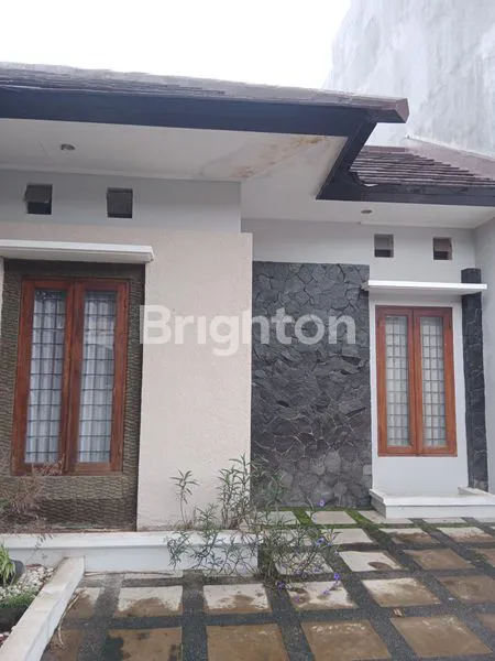 image HUNIAN MEWAH HOOK STRATEGIS BUAH BATU 297M² SIAP HUNI (4)