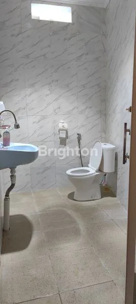 image RUMAH HOOK STRATEGIS DI PANCORAN MAS KOTA DEPOK (6)