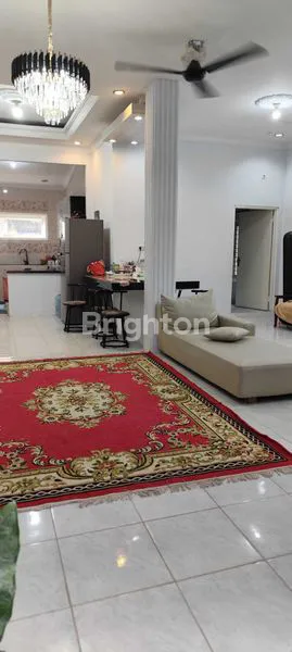 image RUMAH HOOK STRATEGIS DI PANCORAN MAS KOTA DEPOK (2)