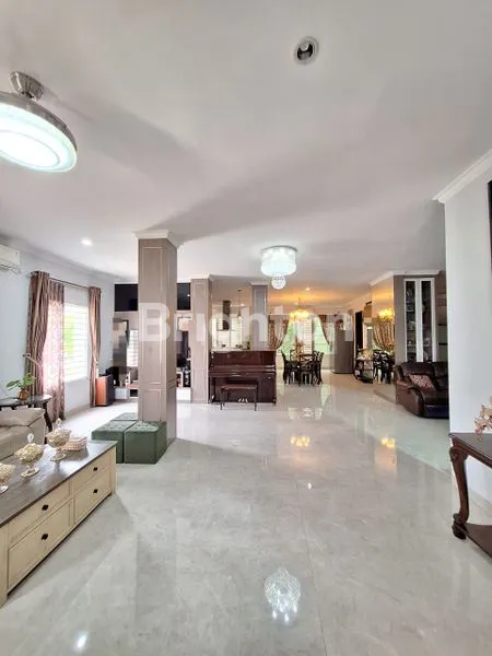 image RUMAH DI JUAL DI ANGGREK SARI BATAM CENTER RUMAH HOOK. 2LT (7)