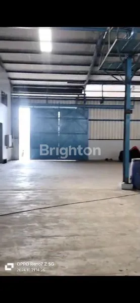 image GUDANG INDUSTRI SIAP PAKAI LOKASI STRATEGIS DI PASAR KEMIS TANGERANG (3)