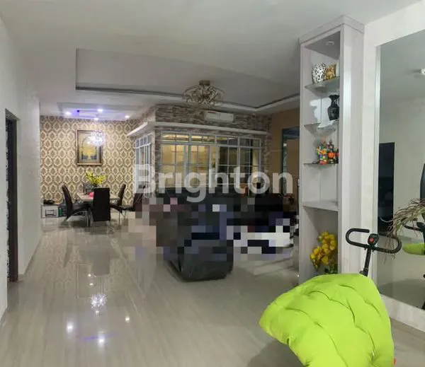 image RUMAH DI JUAL DI PASIR PUTIH BATAM CENTER. RUMAH 3LANTAI FULL RENOVASI (4)