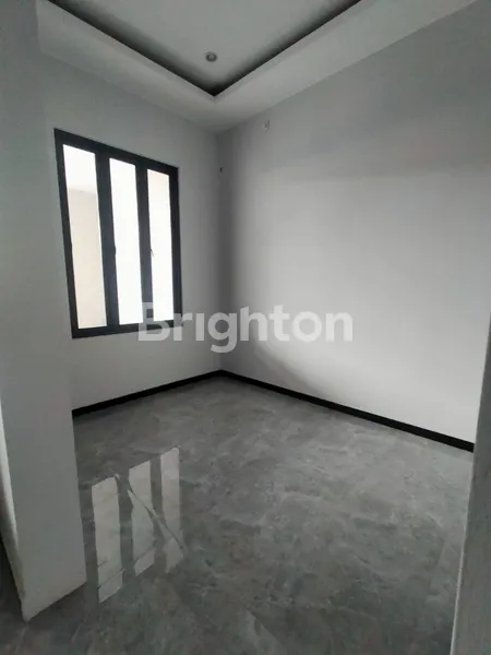 image MINIMALIS SPLIT LEVEL AREA JEMUR,DKT MALL,RS, SEKOLAH, RSIA KENDANGSARI (3)