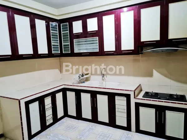 image SIAP HUNI RUMAH RUNGKUT MENANGGAL BARU RENOVASI, SEMI FURNISHED (5)
