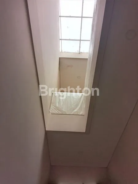 image RUMAH BARU RUNGKUT HARAPAN (8)