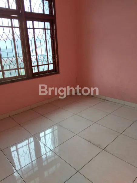 image RUKO HARAPAN INDAH  2 LANTAI COCOK UNTUK USAHA (6)