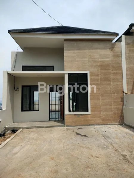 image HUNIAN CLUSTER MODERN HIGHLAND TEMBALANG (1)