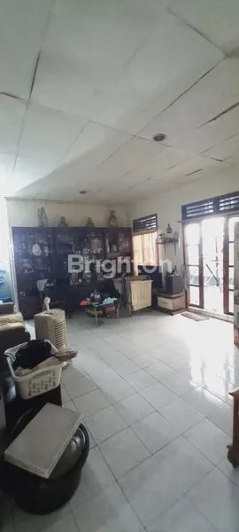 image RUMAH MODEL LAMA DI ROXY JAKARTA PUSAT (5)