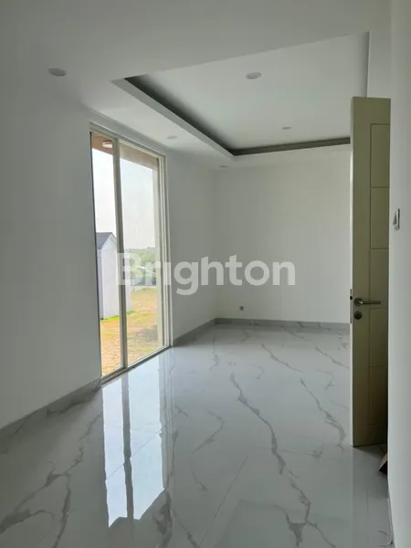 image JARANG ADA RUMAH 3 LANTAI SIAP HUNI DI PAKUWON CITY CLUSTER SUVADIVA (2)