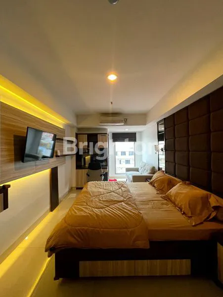 image APARTEMENT STUDIO PINECLE SIAP HUNI DI LOUIS KIENNE PANDANARAN SEMARANG (1)