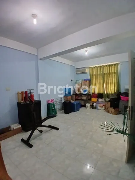 image (PUNAI) TOWNHOUSE MODERN 2LT, LOKASI STRATEGIS (7)